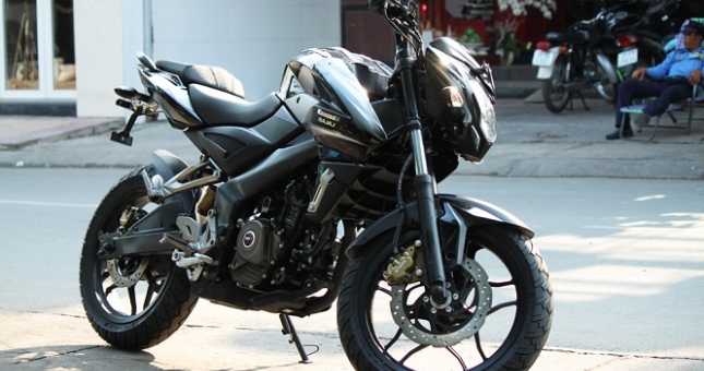 Soi chi tiết Kawasaki Bajaj Pulsar 200NS 2016 - 78 triệu đồng