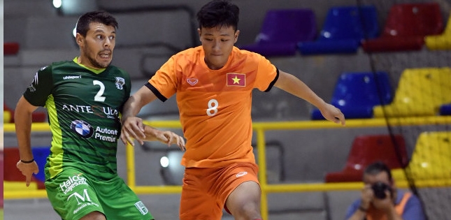 Futsal Việt Nam thua ngược Argentina trong trận cầu kịch tính