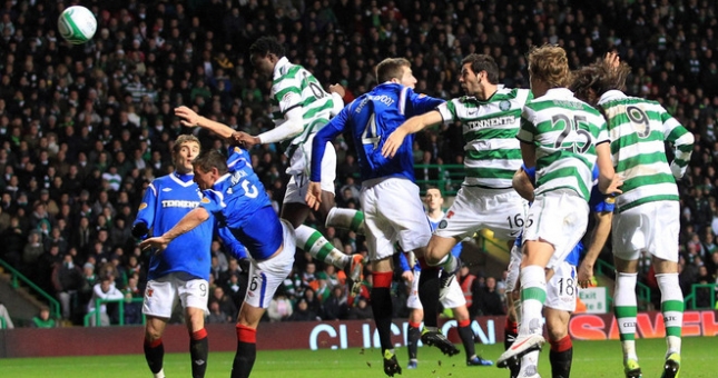 Fan chế giễu đối thủ bằng búp bê người lớn, Celtic bị trả thù