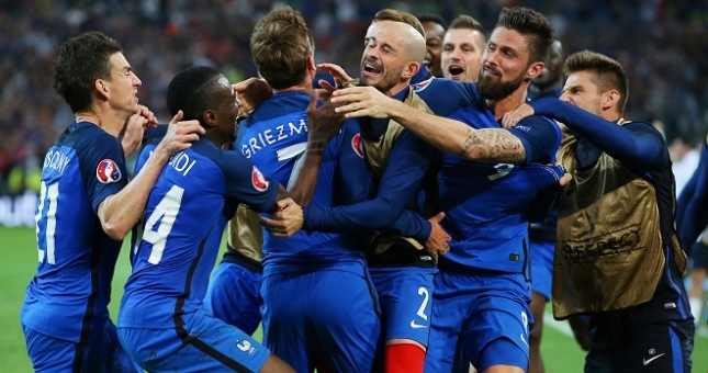 MU tiến thêm một bước ở vụ chiêu mộ 'Bom tấn' tuyển Pháp