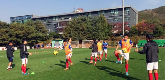 Công Vinh lập cú đúp, Việt Nam đại thắng Pocheon FC