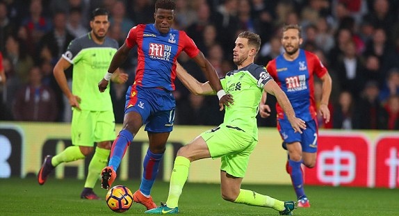 Đè bẹp Crystal Palace, Liverpool bám sát Arsenal trên BXH