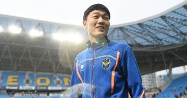 Điểm tin trưa 31/10: U19 Việt Nam về nước, Xuân Trường được khen ngợi