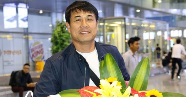 Điểm tin sáng 31/10: ĐT Việt Nam về nước, Mourinho ‘trù dập’ Schweinsteiger