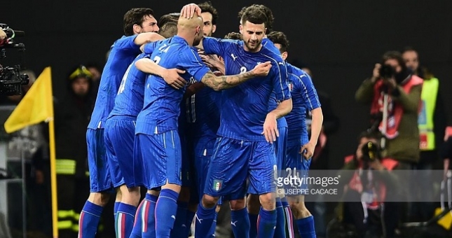 ĐT Italia tập trung: Balotelli vẫn ở chế độ chờ