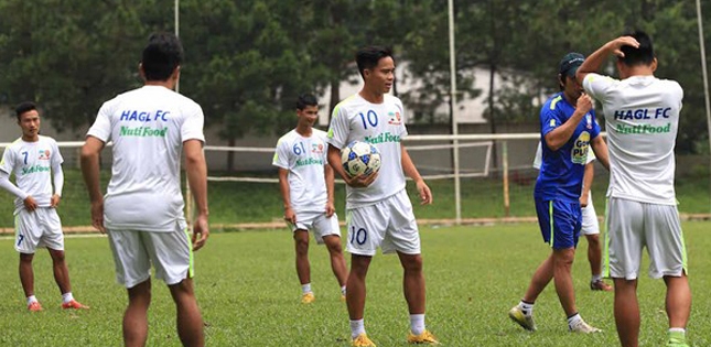 HAGL hội quân, giữ chân thành công ngoại binh Nhật Bản