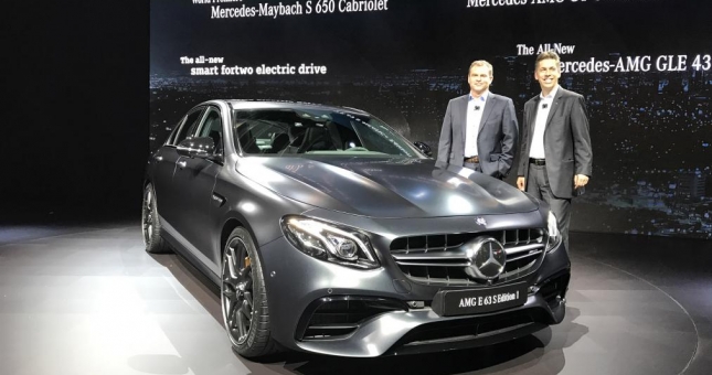 Mercedes-AMG A63 thế hệ mới: Siêu mạnh, siêu sang