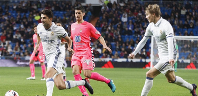 Con trai Zidane ghi bàn, Real hủy diệt Leonesa