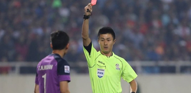 Thủ môn Nguyên Mạnh lên tiếng về thẻ đỏ trong trận bán kết AFF Cup 2016