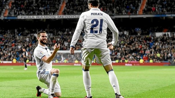 Video bàn thắng: Real Madrid 3-2 Deportivo (Vòng 15 La Liga)