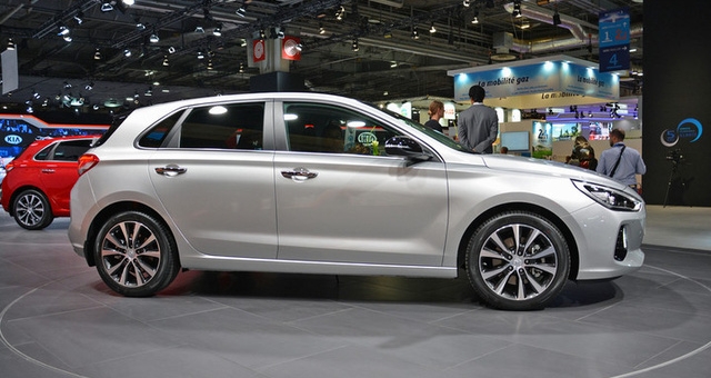 Chính thức công bố giá bán Huyndai i30 tại Đức, giá từ 541,5 triệu đồng