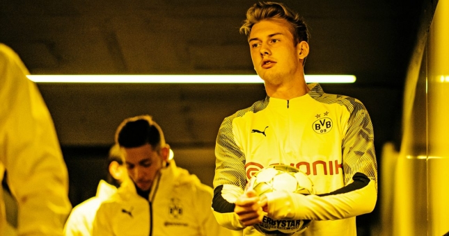 Brandt: 'Dortmund sẽ hạ Schalke làm quà an ủi NHM bị cấm vào sân'