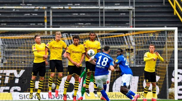 Những điểm nhấn của Bundesliga trong 'ngày tái xuất bóng đá'