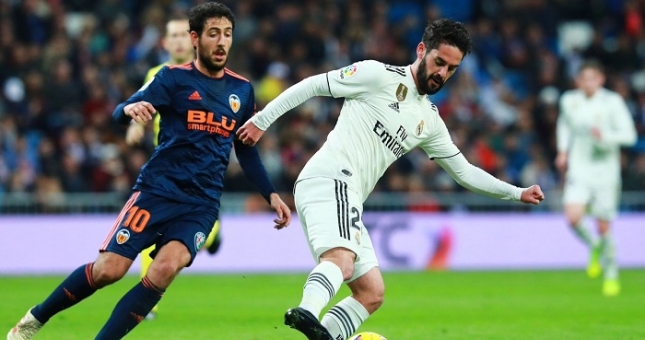 Real Madrid vs Valencia: Vượt chướng ngại vật