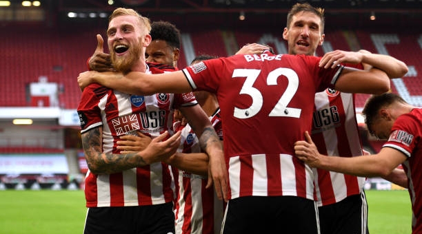 Gục ngã trước Sheffield, Tottenham xa dần top 4