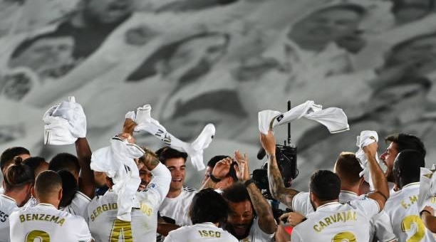 Ngôi vương La Liga CHÍNH THỨC gọi tên Real Madrid