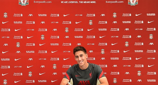 Liverpool chính thức đón tân binh đầu tiên tại kì chuyển nhượng hè