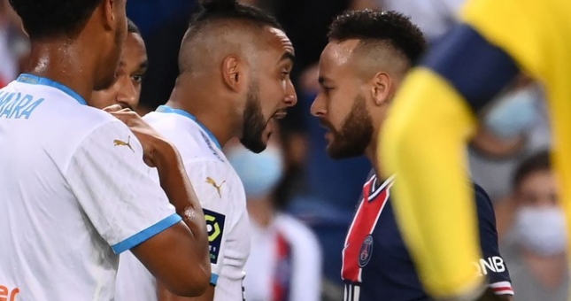 Lật lại vụ 'hỗn chiến', Neymar đối mặt án treo giò nặng gấp 5 lần