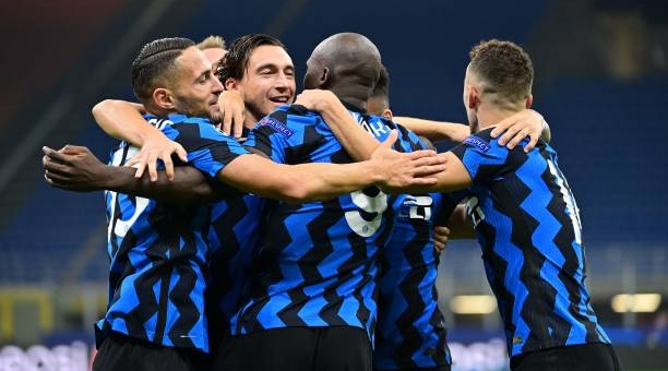 Lukaku tỏa sáng, Inter thoát thua trên sân nhà
