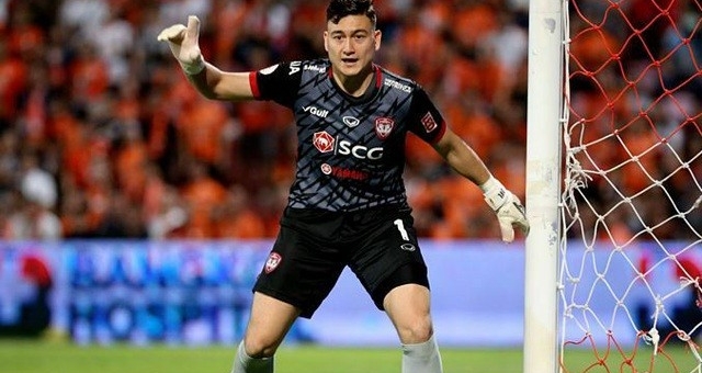 BLV Thái Lan 'không thể tin nổi' pha cứu thua ngoạn mục của Văn Lâm