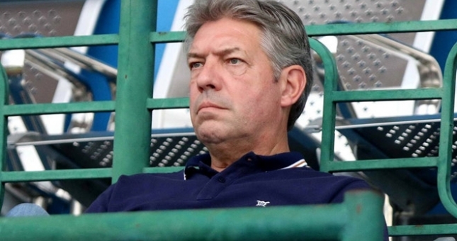 NÓNG: Cựu GĐKT VFF Jurgen Gede đầu quân cho Viettel