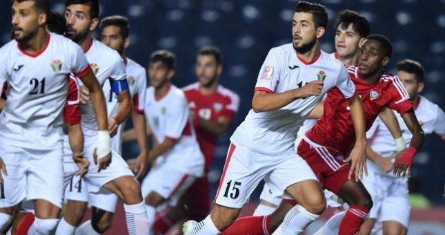 Kình địch của ĐT Việt Nam thất bại trên sân nhà dưới quyền HLV mới