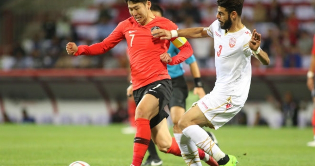 Son Heung Min tỏa sáng giúp Hàn Quốc lội ngược dòng trước Qatar