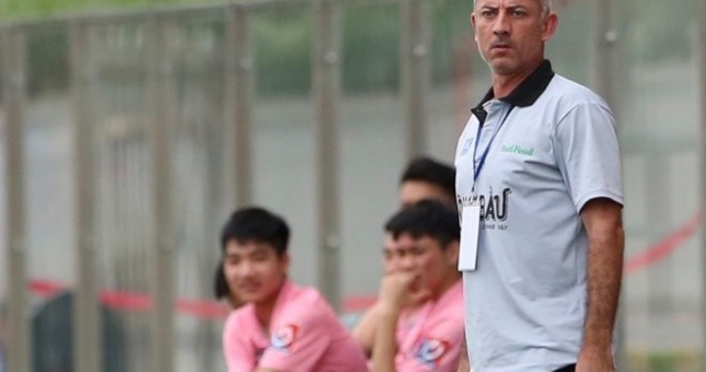 Thầy Công Phượng: 'Chúng tôi vẫn giữ lối chơi kiểm soát bóng ngắn'