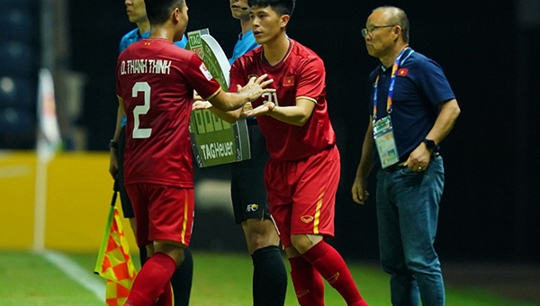 Chấm điểm U23 Việt Nam vs U23 Jordan: Sự trở lại của 'trung vệ săn Tây'