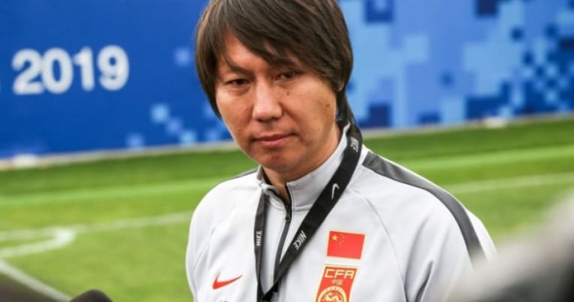 HLV ĐTQG Trung Quốc hành động đẹp trước dịch bệnh virus Corona