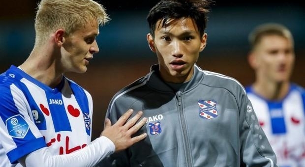 Hàng loạt đồng đội trẻ của Văn Hậu bị Heerenveen cắt hợp đồng