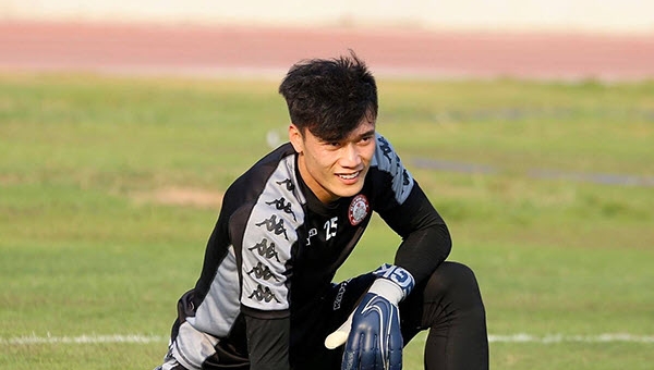 Lý do Bùi Tiến Dũng vẫn chưa được tin dùng tại CLB TP.HCM