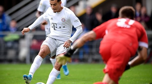 Lịch thi đấu bóng đá hôm nay 21/2: Hùm xám lên tiếng