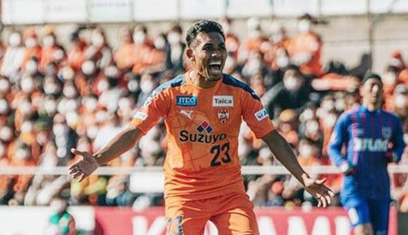 Tuyển thủ Thái Lan xác lập cột mốc lịch sử tại J-League