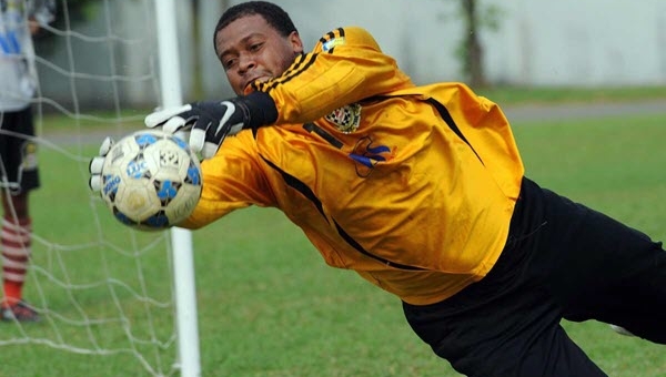 Những thủ thành mang hai quốc tịch đình đám một thời của bóng đá Việt Nam