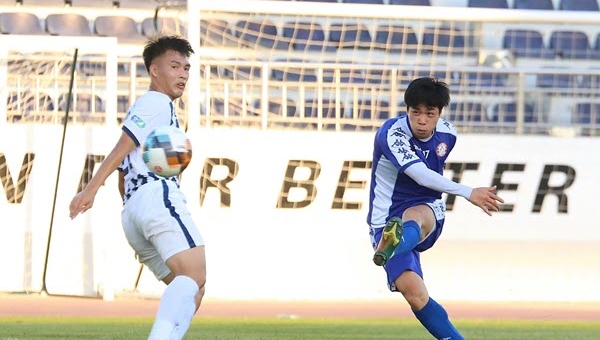 Công Phượng im tiếng, CLB TP.HCM bại trận trước đội bóng hạng Nhất