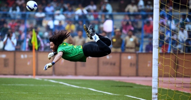 VIDEO: Rene Higuita - Thủ môn điên nhất thế giới