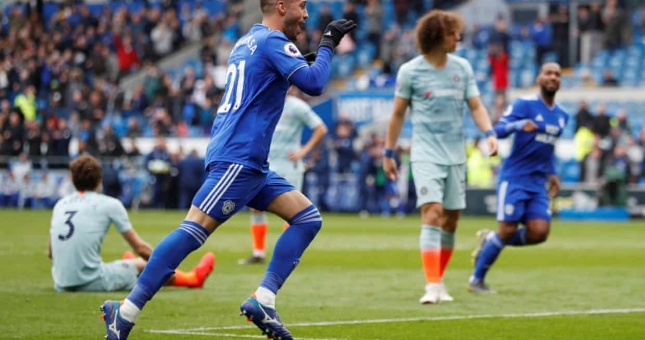 VIDEO: Camarasa đá nối đẹp mắt tung lưới Chelsea