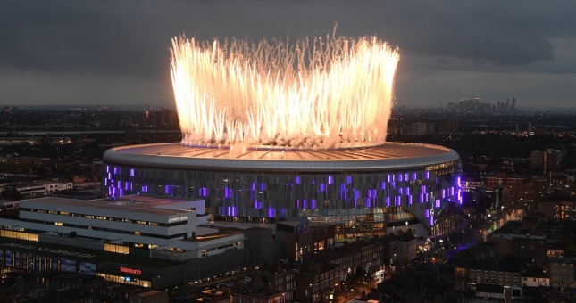 VIDEO: Lễ khai trương hoành tráng của SVĐ Tottenham Hotspur