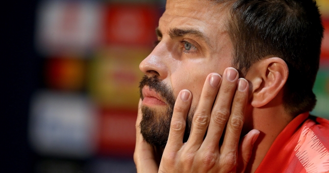 Pique lo sợ Barca bị MU lội ngược dòng