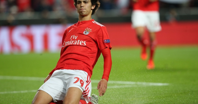 Mục tiêu 100 triệu của MU lập hat-trick tại Europa League