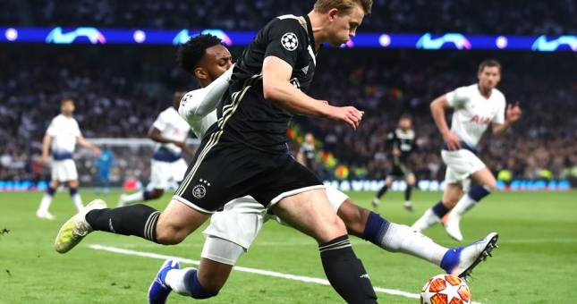 Hạ gục Tottenham, Ajax đặt một chân vào chung kết Champions League
