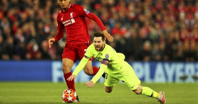 Mourinho: 'Barca thi đấu như những đứa trẻ 14 tuổi'