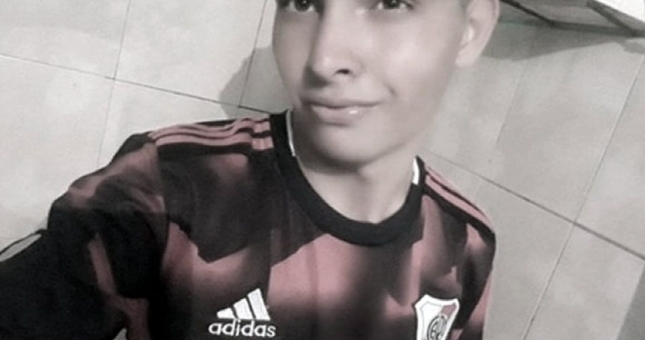 Thủ môn 17 tuổi đột tử sau khi cản phá quả penalty