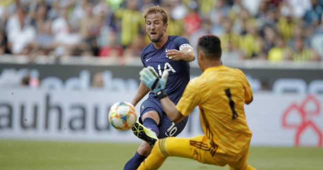 Hazard mờ nhạt, Real Madrid lại thua khi đối đầu Tottenham