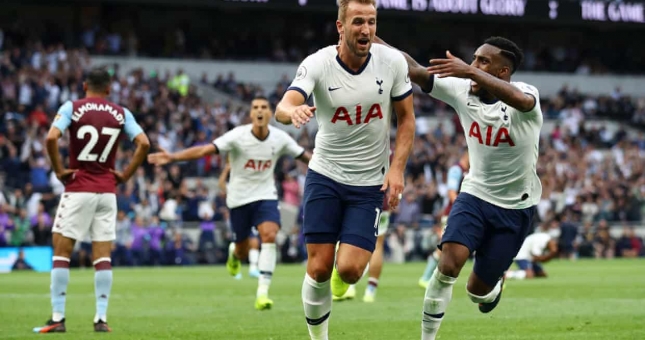Kane tỏa sáng, Tottenham ngược dòng đánh bại Aston Villa