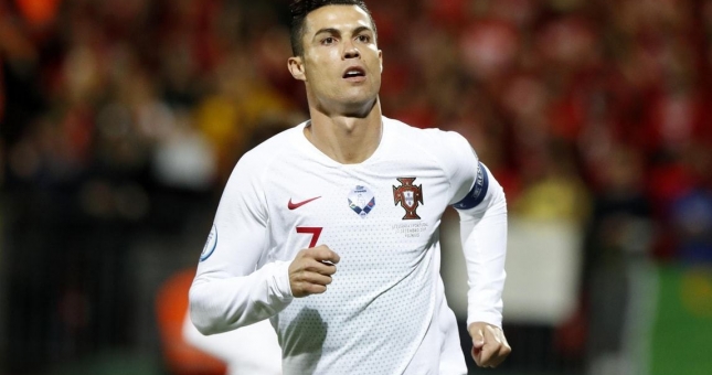 Cristiano Ronaldo - Sự vĩ đại đã được thừa nhận