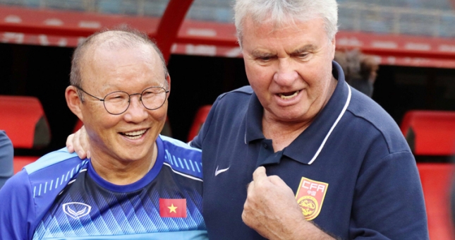 CĐV Trung Quốc: 'Thua cả đội Việt Nam thì sa thải Hiddink là đúng'