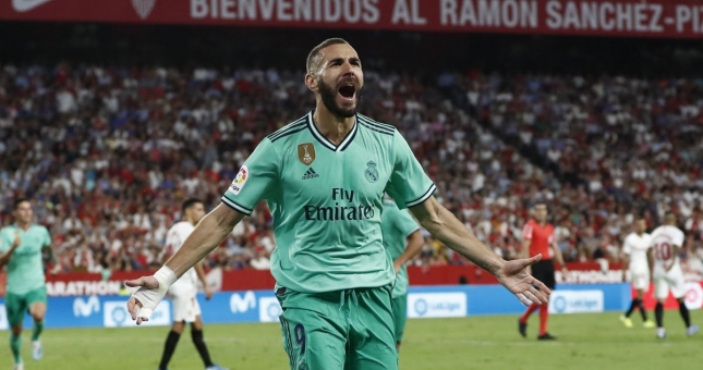Benzema tỏa sáng, Real Madrid thắng sát nút Sevilla