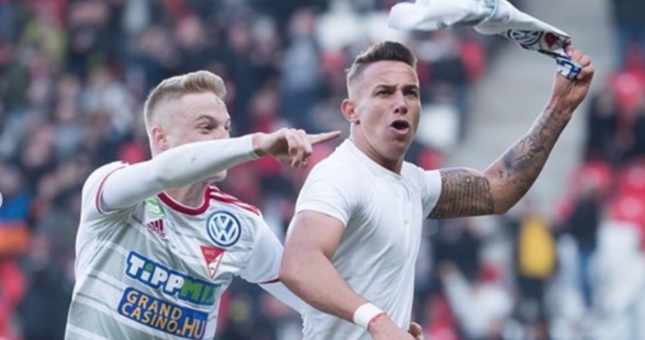 Cầu thủ 18 tuổi đánh bại Messi ở giải bàn thắng đẹp nhất năm